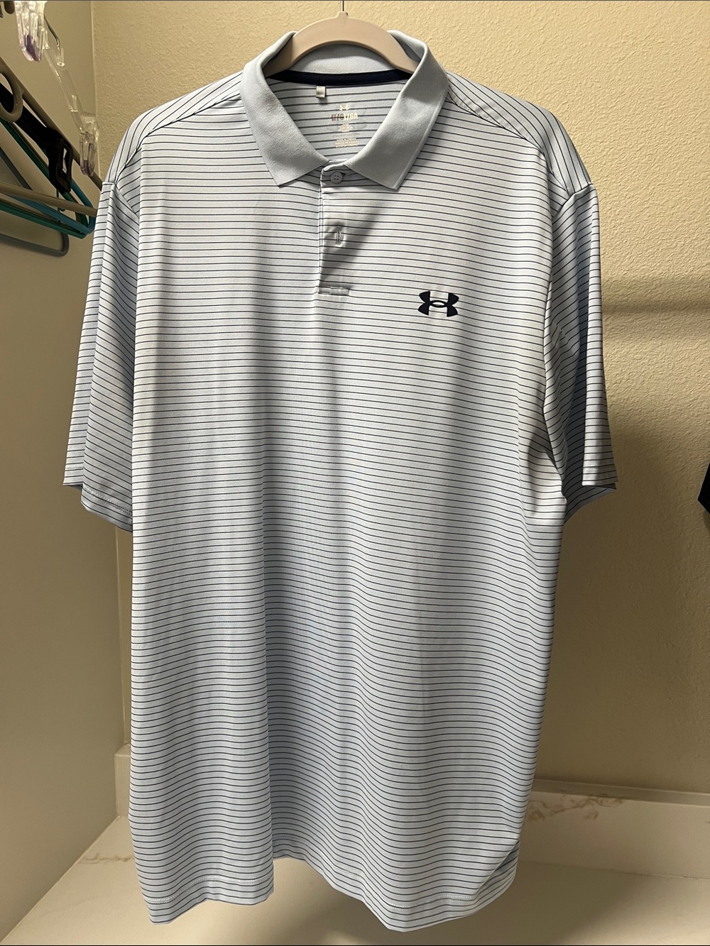 Under Armour Men's Pale Blue Thin-Striped Polo